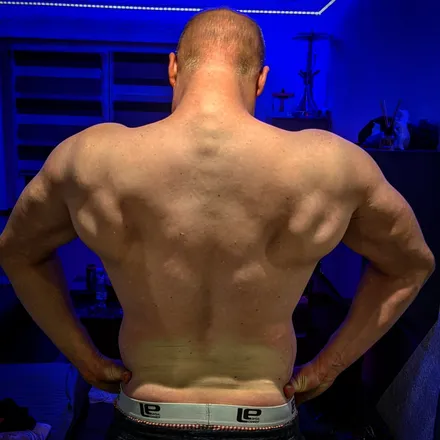 OnlyFans cuenta publik44 header 2