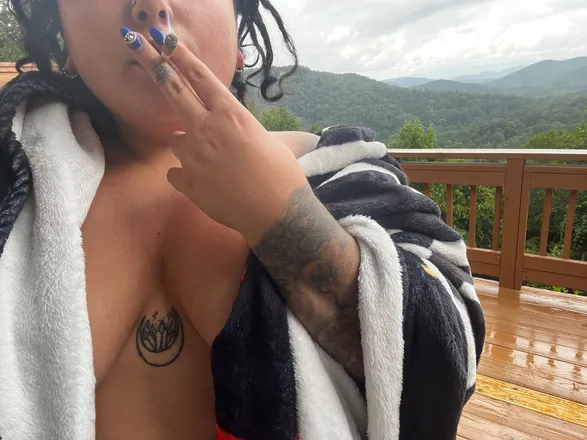 OnlyFans cuenta lilmamastoney avatar 1