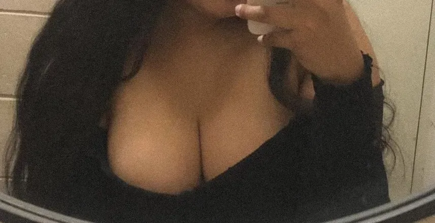 OnlyFans cuenta nathallie1 header 2