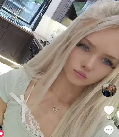 OnlyFans account  blondebarbiegirlx avatar 1