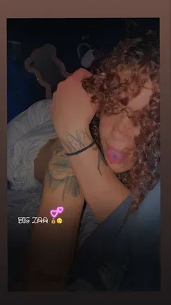 OnlyFans cuenta mylovezay avatar 1