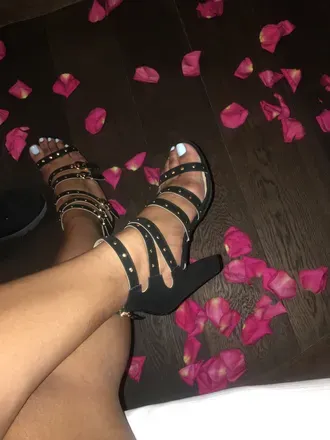 OnlyFans account  toesofcoco header 2