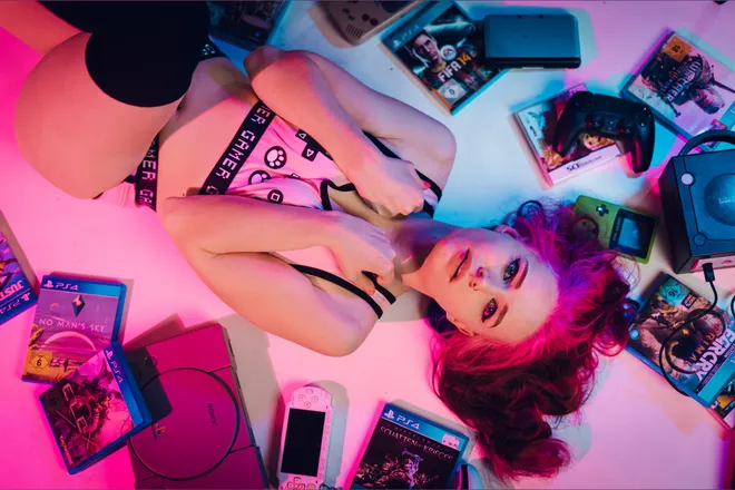 OnlyFans cuenta ciny_miss_glckt header 2