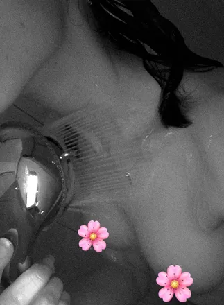 OnlyFans cuenta lipsonmycheeks header 2