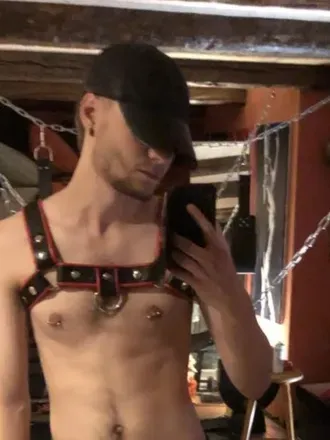 OnlyFans cuenta osku_98 avatar 1
