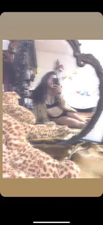 OnlyFans cuenta charmingcris19 avatar 1