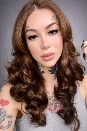 OnlyFans cuenta plasticblonddoll avatar 1
