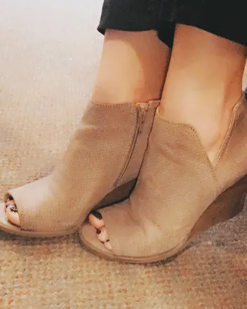 OnlyFans account  feetforfunxoxo header 2