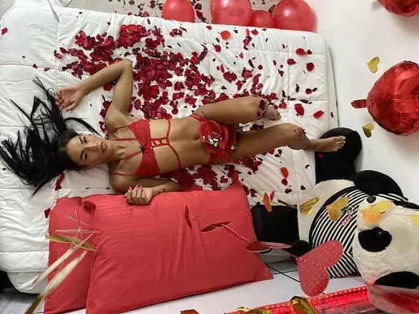 OnlyFans cuenta sofilobrnes header 2