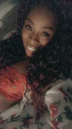 OnlyFans cuenta queenbecca30 header 2