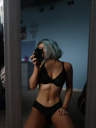 OnlyFans cuenta bitofpeach avatar 1