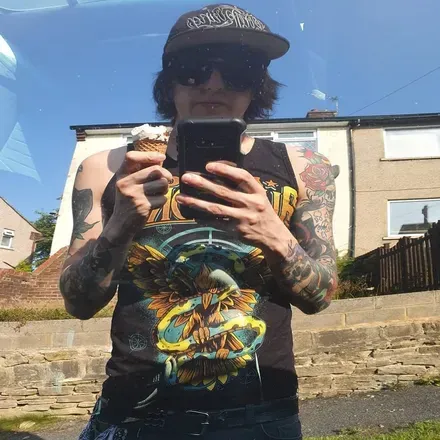 OnlyFans cuenta dirtbag_emo avatar 1