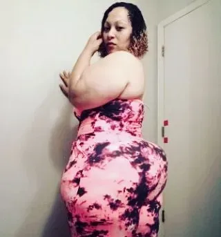 OnlyFans cuenta niki_thicc1 avatar 1