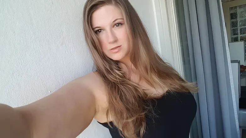 OnlyFans cuenta julia-jones-rocks avatar 1