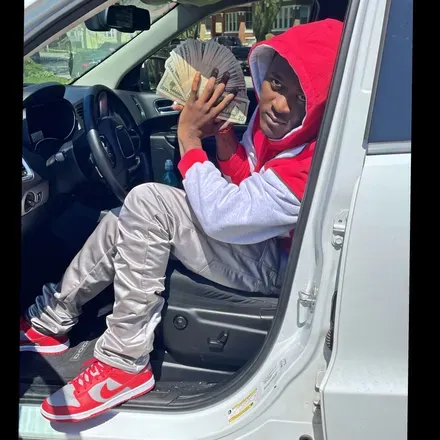 OnlyFans account  glizzy773 avatar 1