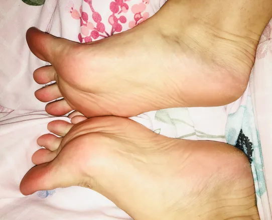 OnlyFans cuenta thehotfootqueen header 2