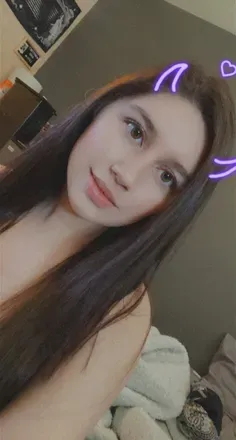 OnlyFans cuenta smolclingygf avatar 1