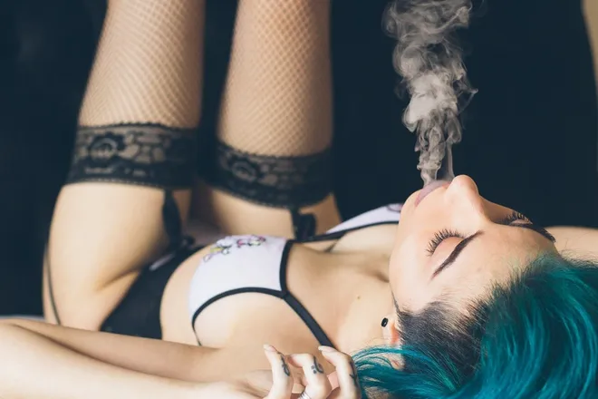 OnlyFans cuenta theacidalien header 2