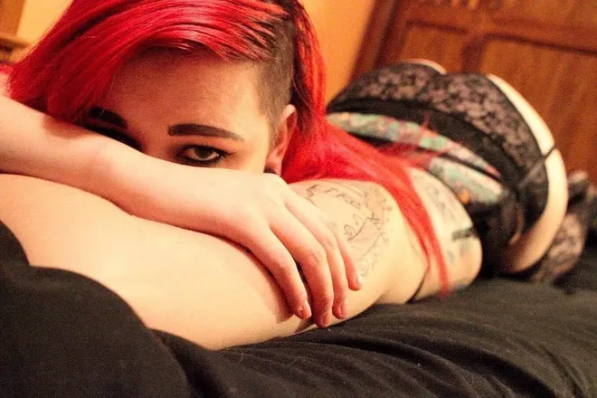 OnlyFans cuenta taterthot_ header 2