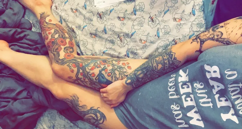 OnlyFans cuenta tattooedmom87 header 2