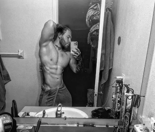 OnlyFans cuenta thiccginger69 header 2