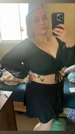 OnlyFans account  love.leigh avatar 1