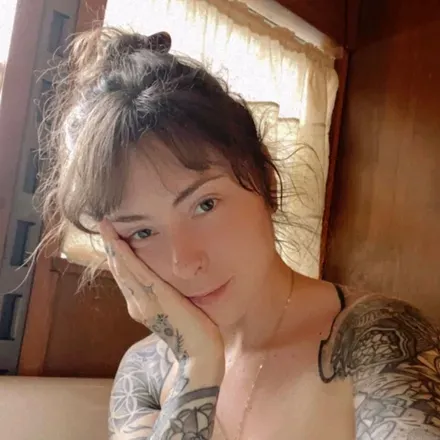 OnlyFans account  luna.dearest avatar 1
