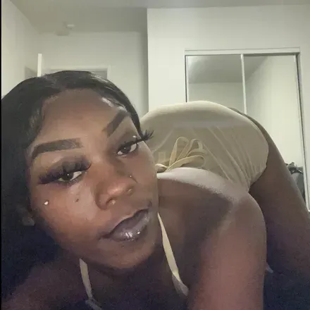 OnlyFans cuenta creamemia header 2