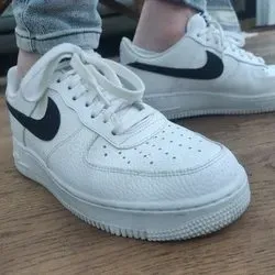 OnlyFans account  sneakerboyvids avatar 1