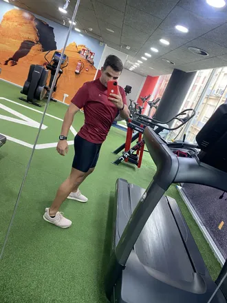 OnlyFans cuenta yarmar header 2