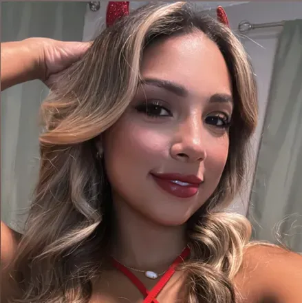 OnlyFans cuenta naomibreanne avatar 1