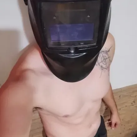 OnlyFans cuenta handsome_welder avatar 1