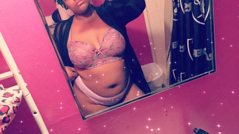 OnlyFans cuenta finee.chynaa header 2