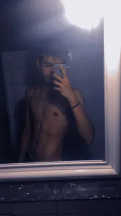 OnlyFans cuenta cuteboyy0520 avatar 1