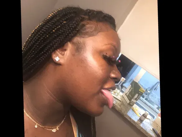 OnlyFans cuenta neshia.b avatar 1