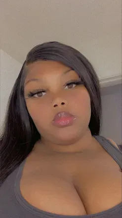OnlyFans cuenta fineasskiahha avatar 1