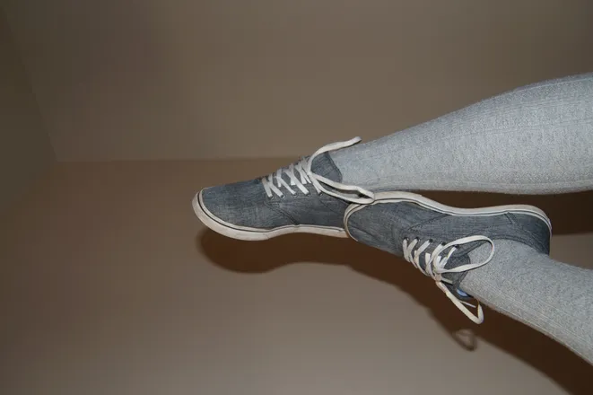 OnlyFans cuenta petiteolfeet header 2