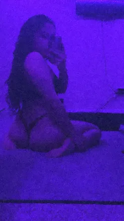 OnlyFans cuenta theprettiestjewels header 2
