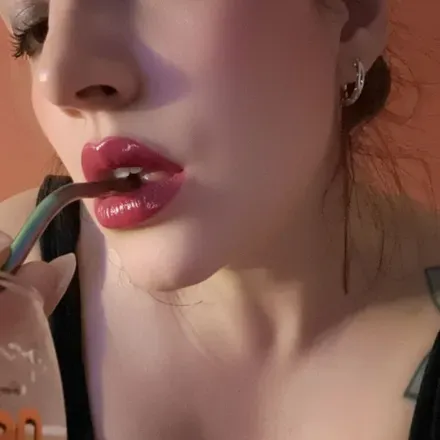 OnlyFans account  derbygirlnextdoor avatar 1