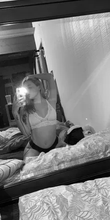 OnlyFans cuenta cummypeachezz header 2