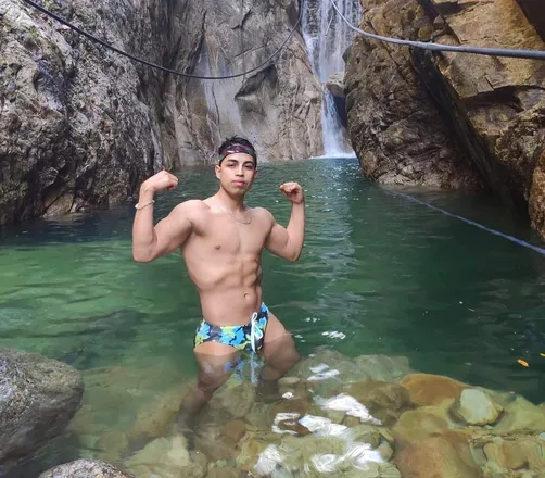 OnlyFans cuenta luisrtaz header 2