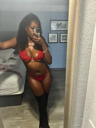 OnlyFans cuenta chocolatebaddie_50 avatar 1
