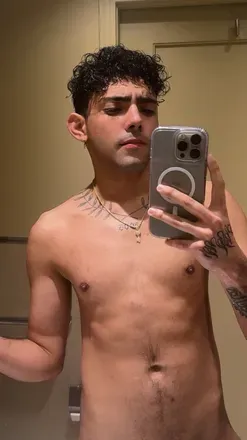 OnlyFans account  samuberlet avatar 1