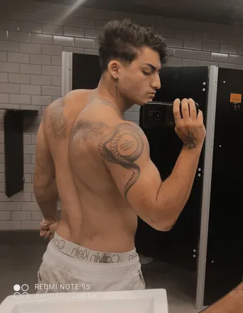 OnlyFans cuenta u182671510 header 2