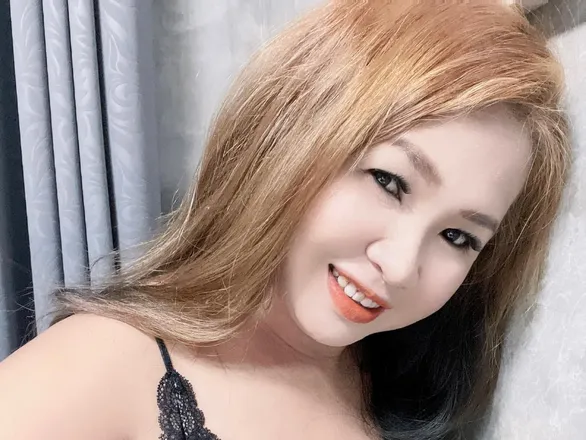 OnlyFans cuenta alinahabiti header 2