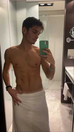 OnlyFans cuenta adritravieso header 2