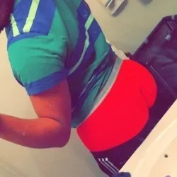 OnlyFans account  taee328 avatar 1