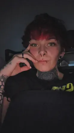 OnlyFans cuenta skytattoo avatar 1
