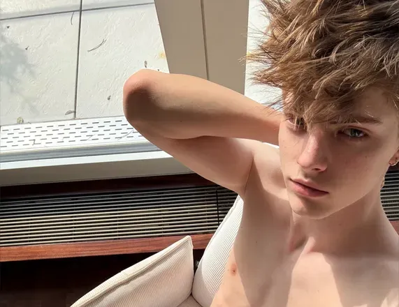 OnlyFans cuenta anepicboy header 2