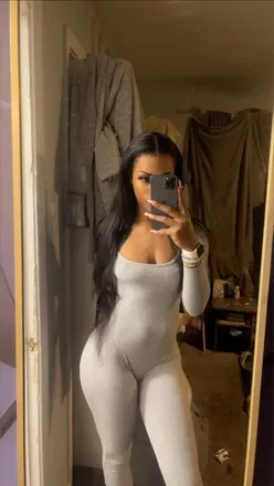 OnlyFans account  calipebbles avatar 1